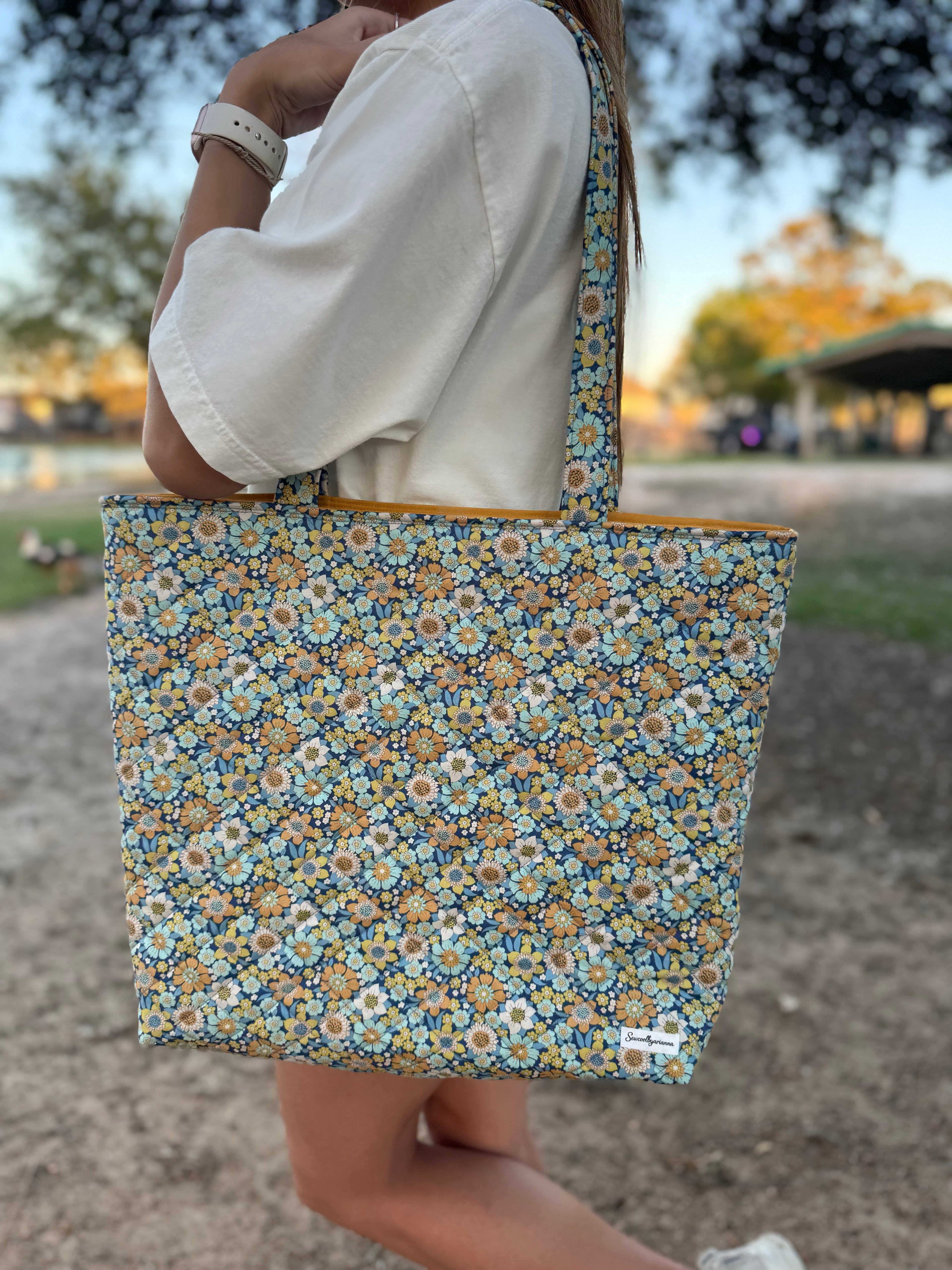 The Wallflower Everyday Tote – Seaside