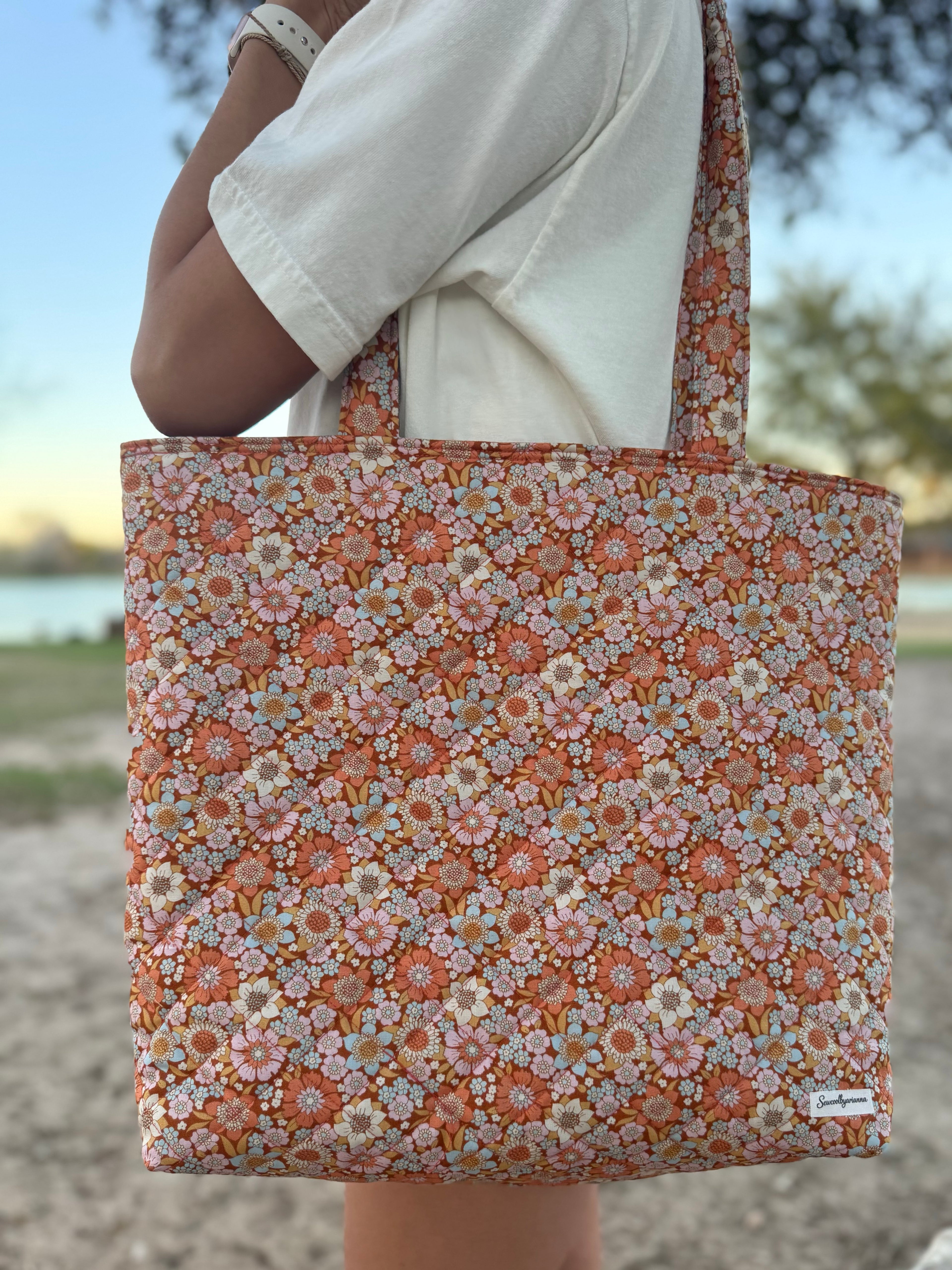The Wallflower Everyday Tote – Sunset