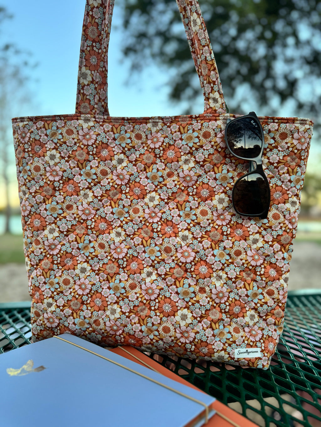 The Wallflower Everyday Tote – Sunset