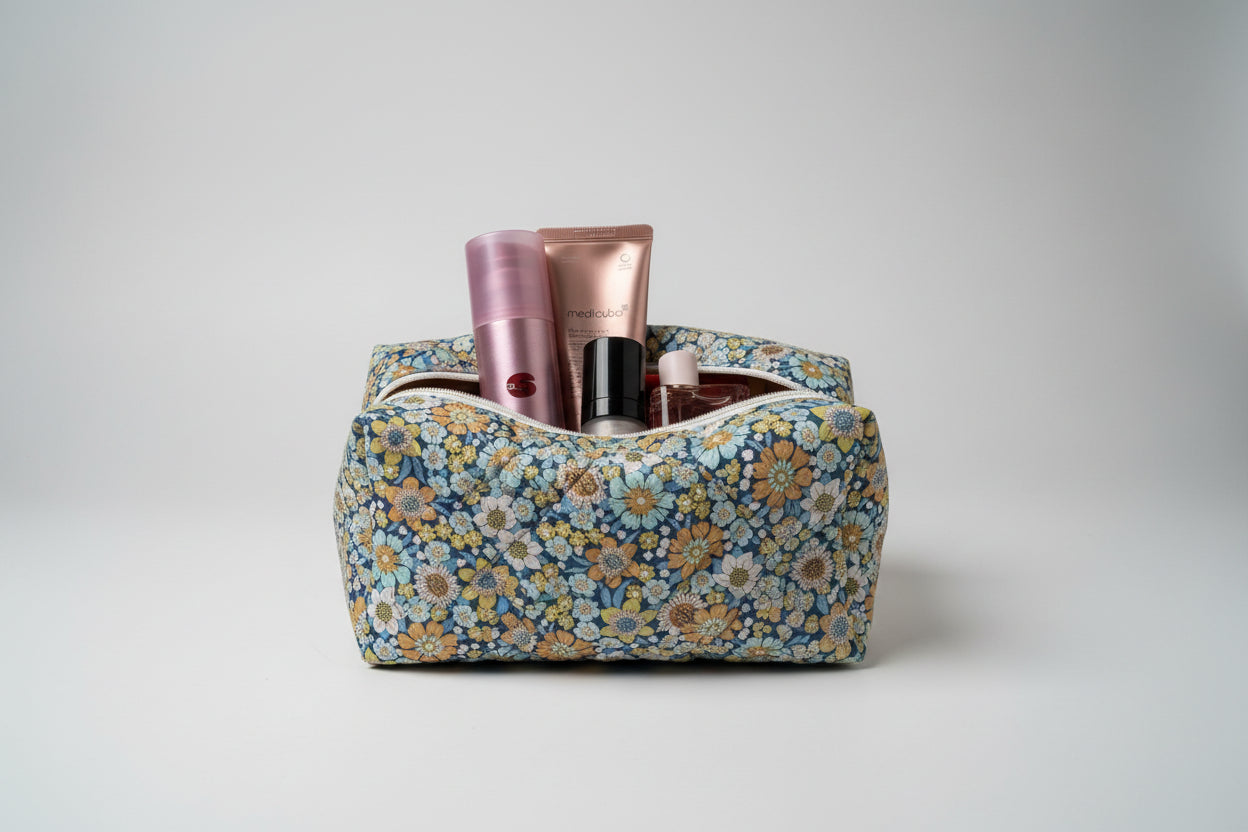 The Wallflower Everyday Pouch- Seaside